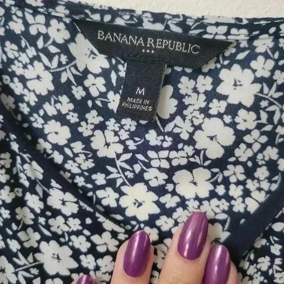 BANANA REPUBLIC medium floral tank-top - Picture 4 of 4